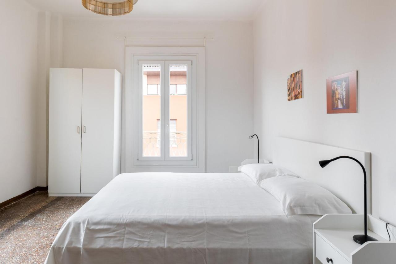 Alessandrini Apartment Alla Finestrella By Wonderful Italy Bologna Exteriör bild