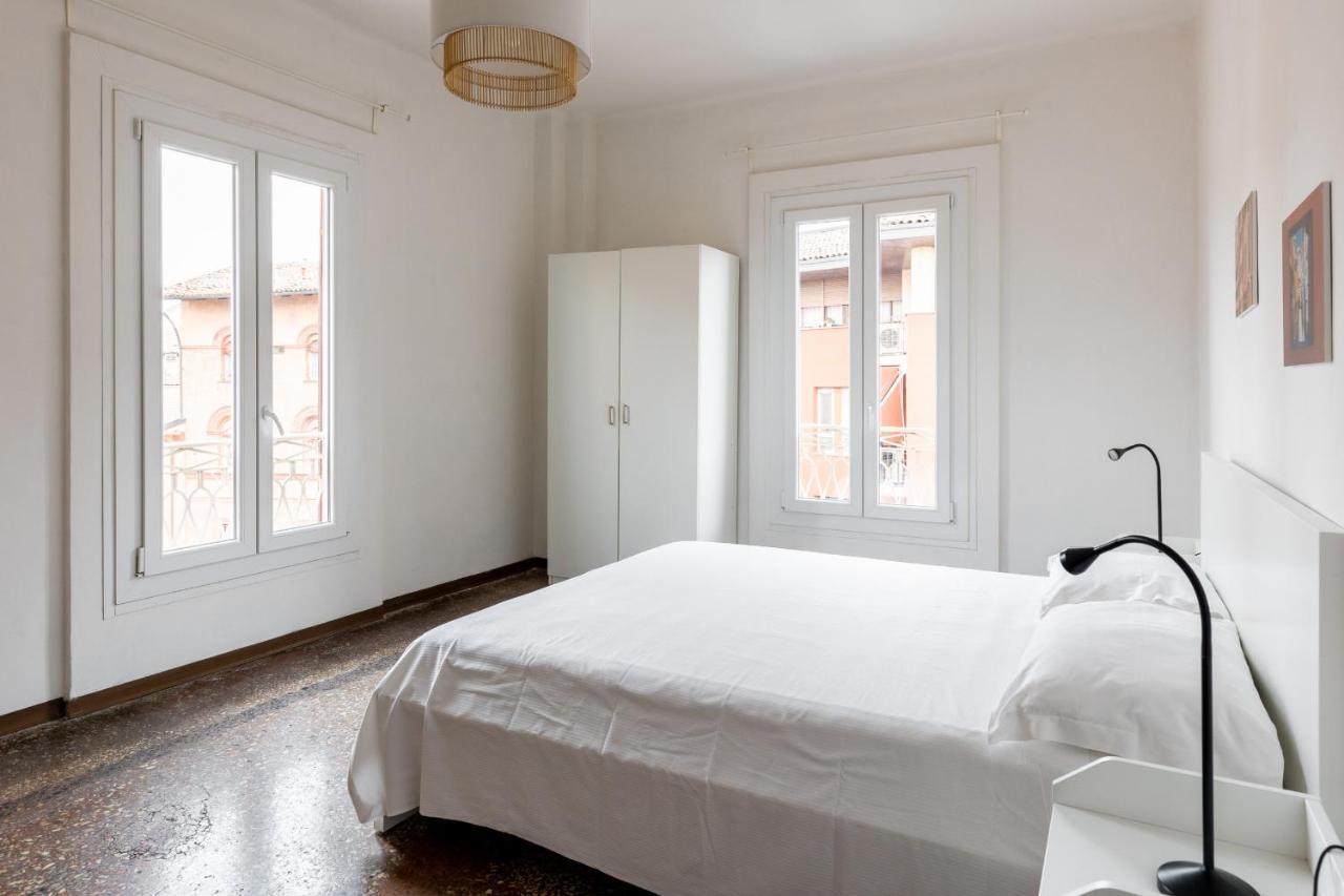 Alessandrini Apartment Alla Finestrella By Wonderful Italy Bologna Exteriör bild